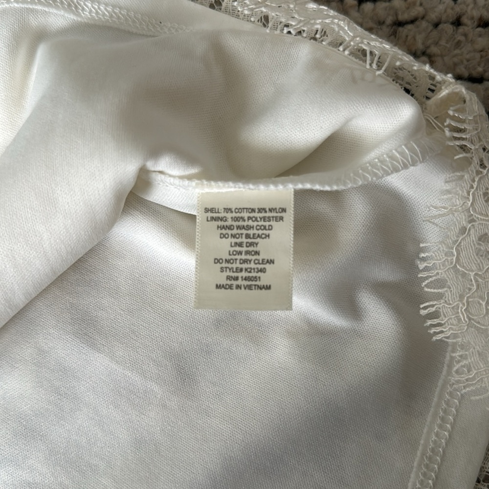 *2 for $30* Gorgeous lace top, girls sz L, like new - Picture 6 of 6